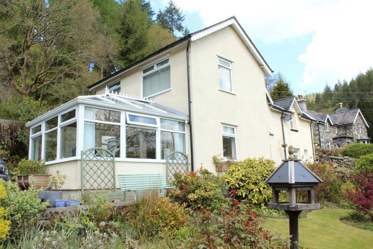 Eagles View Private - Y Coed